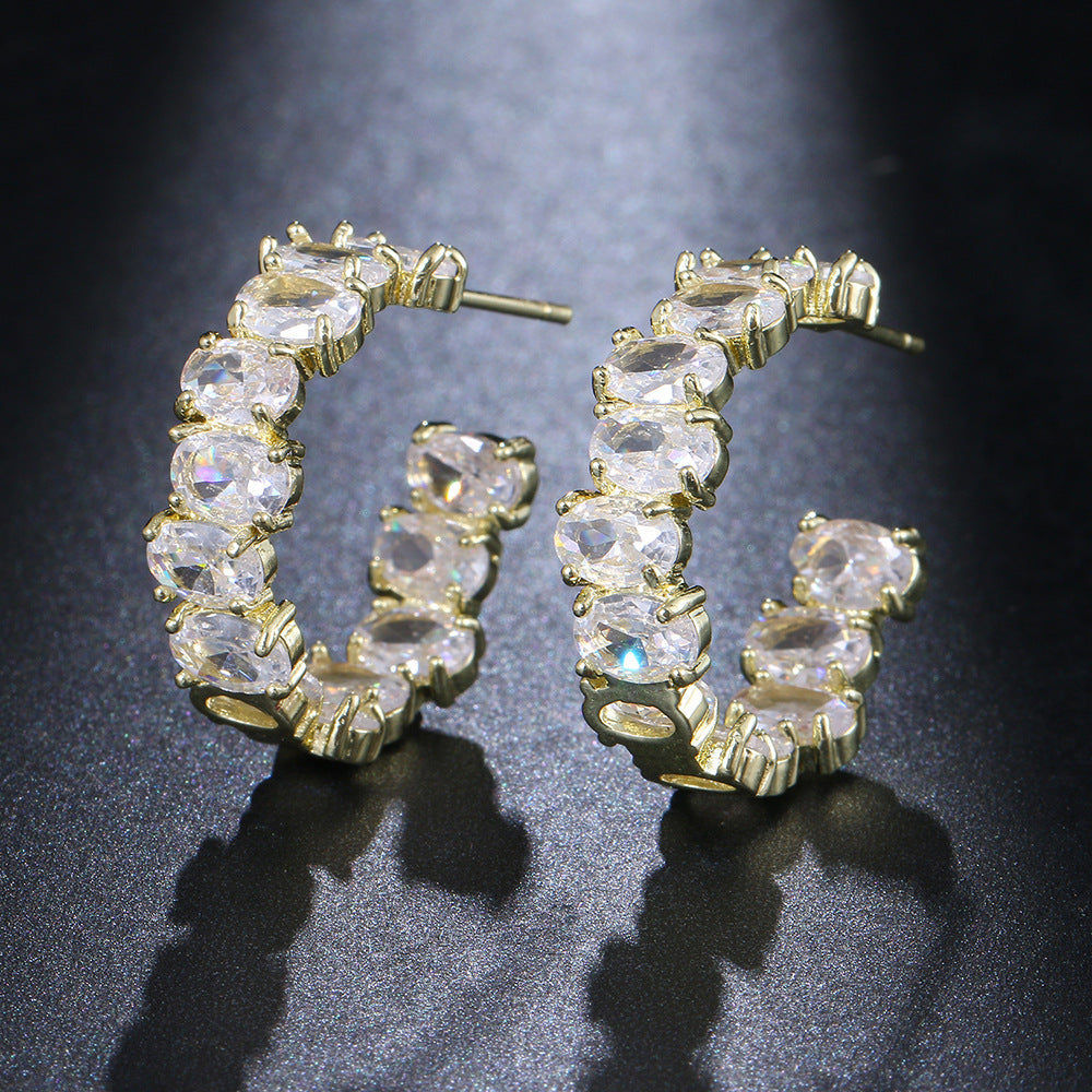 Exaggerated Temperamental Zircon Earring.